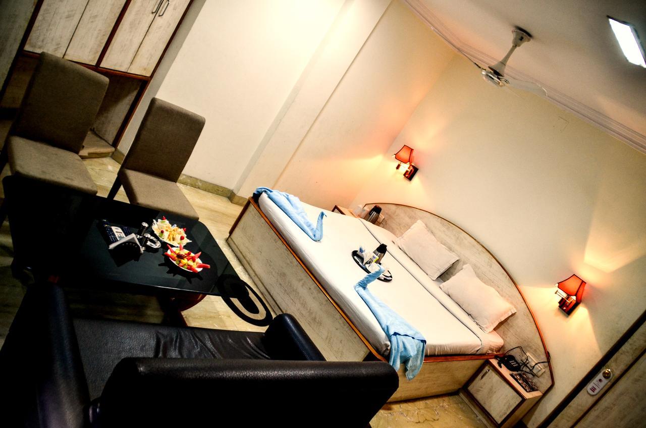 Hotel Aryan Jharsuguda Екстериор снимка